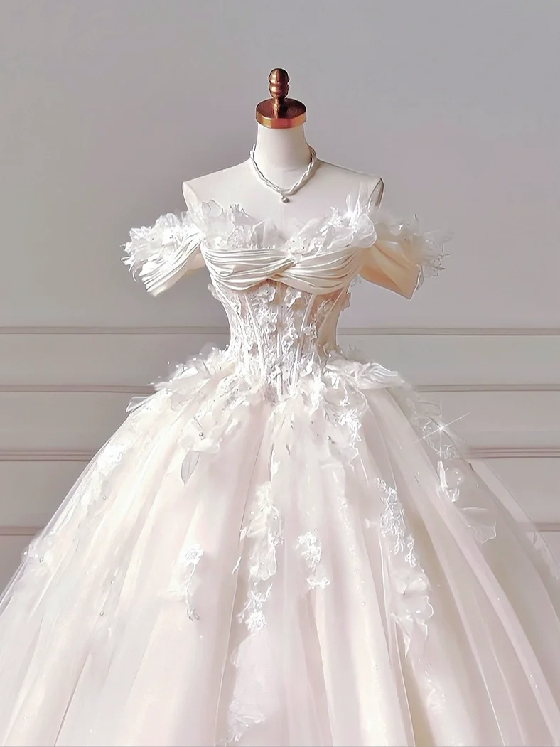 Prinzessinnen-Brautkleid, langes Ballkleid, schulterfrei, aus Tüll mit kurzen Ärmeln, Applikationen und Spitzenoberteil, Brautkleid AQ041