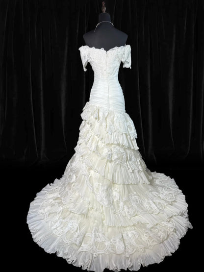Robe de mariée bohème sirène à épaules dénudées et manches courtes en dentelle blanche à volants, longue et cintrée, style années 1920 (AS041)