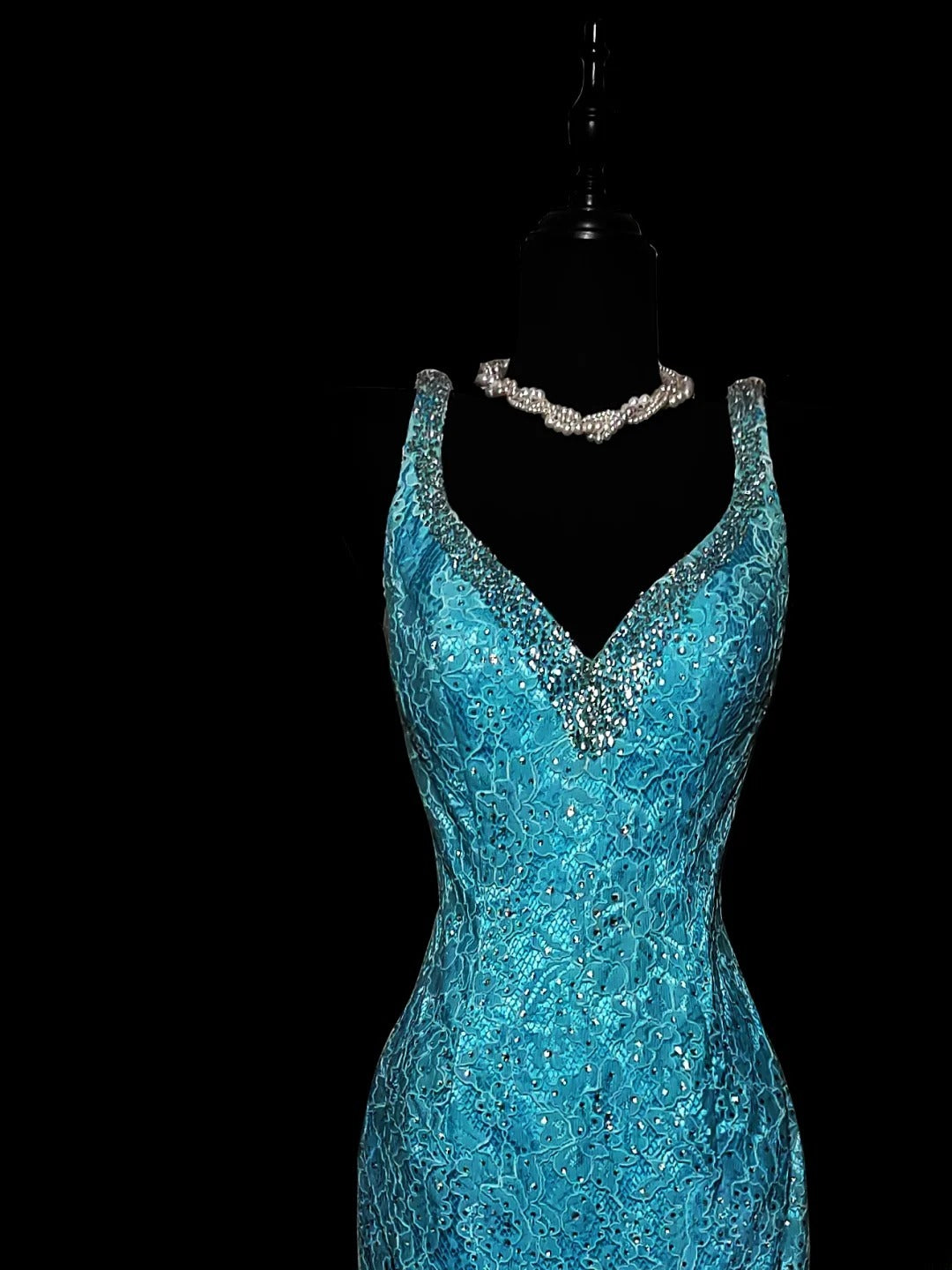 Vintage Meerjungfrauen-Abendkleid aus den 1950er Jahren, blauer Satin mit Applikationen, langes Ballkleid für den Schulabschlussball, AS043