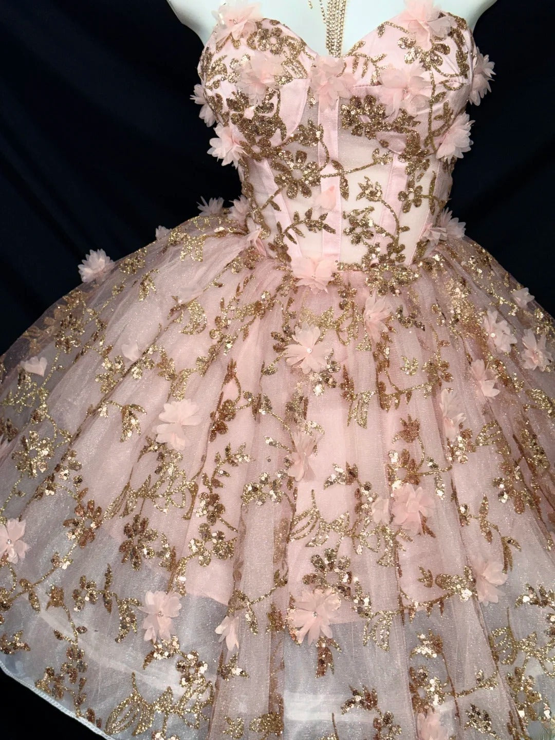 Jolie robe de bal bustier en tulle rose poudré, mini robes de bal de fin d'année courtes avec volants, tenues de retour à la maison inspirées pour seniors RB3447