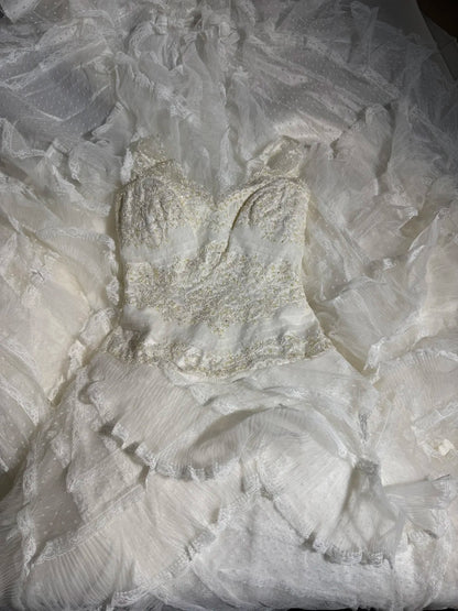 Robe de mariée longue et rustique style années 70, robe de bal unique à col en V, style bohème, avec dentelle, coupe ajustée, tailles petites et grandes (AS046)