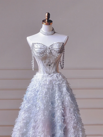Funkelnde Ballkleider, ästhetisches Ballkleid mit Herzausschnitt, hellblau mit Perlen, inspirierendes langes Partykleid für Teenager und Gymnasien AQ049