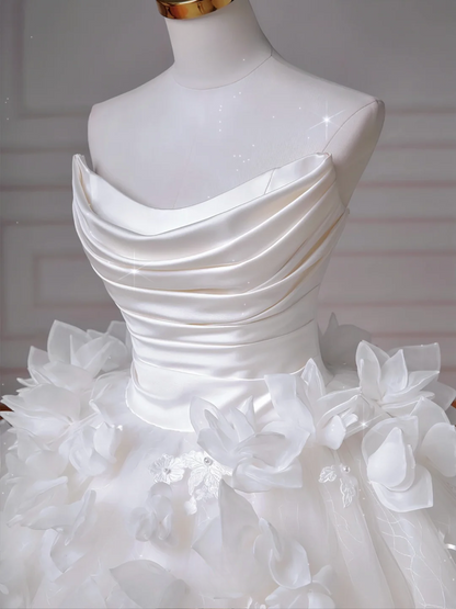 Robe de mariée intemporelle, robe de bal bustier en satin et tulle plissé, style robe de mariée avec corset, robe de mariée longue ajustée AQ052
