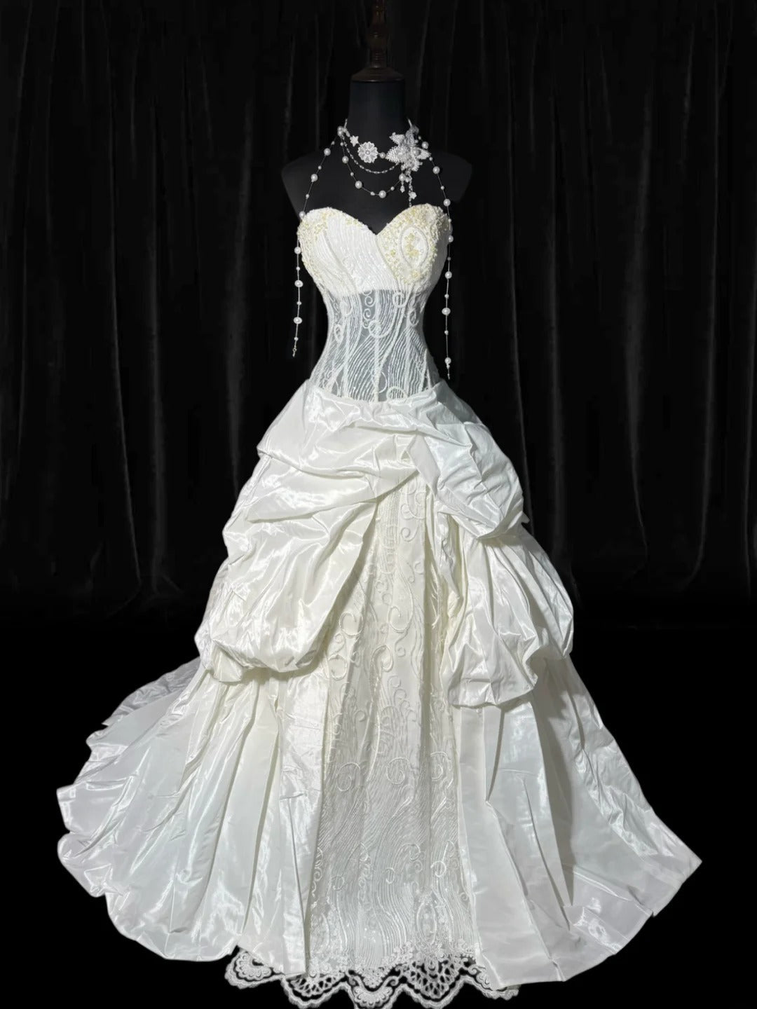 Vintage langes Brautkleid im Stil der 1960er Jahre, Ballkleid mit Herzausschnitt, Satin mit plissierter Schleppe, weißes Brautkleid AS052