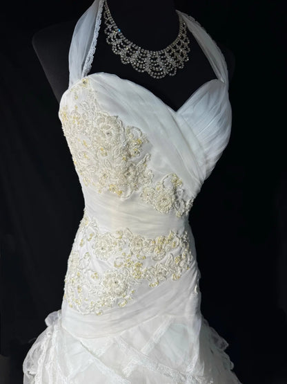 Robes de mariée longues et intemporelles, inspiration années 70 : robes dos nu élégantes, style sirène bohème, robe de mariée cintrée à volants plissée et à volants (AS055)