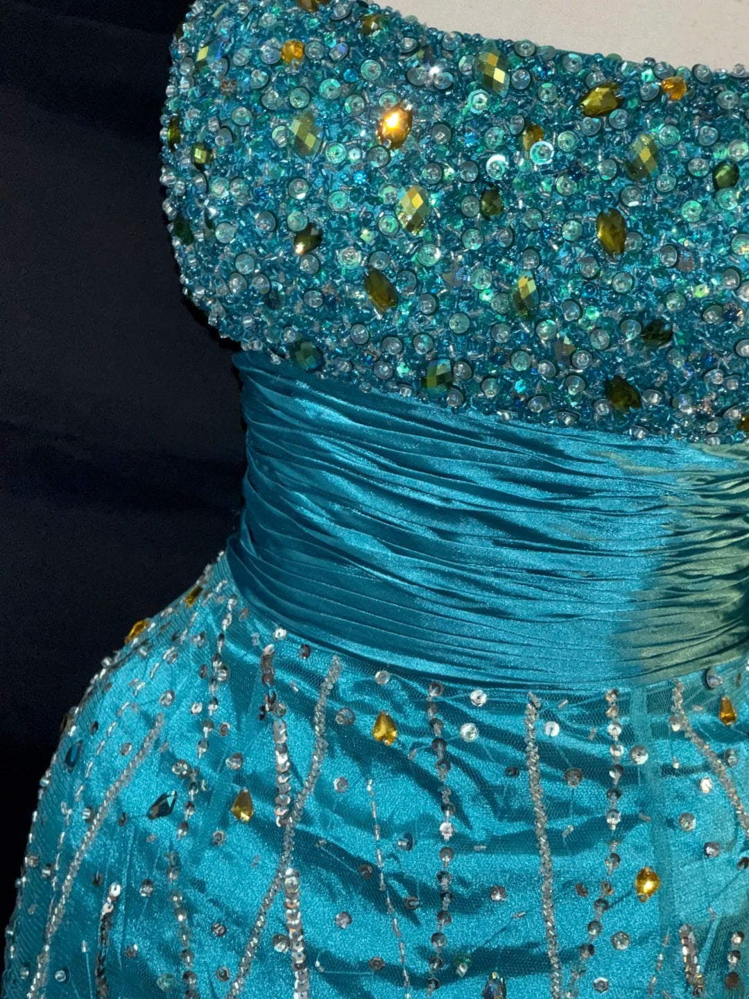 Elegantes Etui Trägerloses Blaues Pailletten Partykleid Kurz Mini für 15. Geburtstagsfeiern Hoco Outfits RB3458