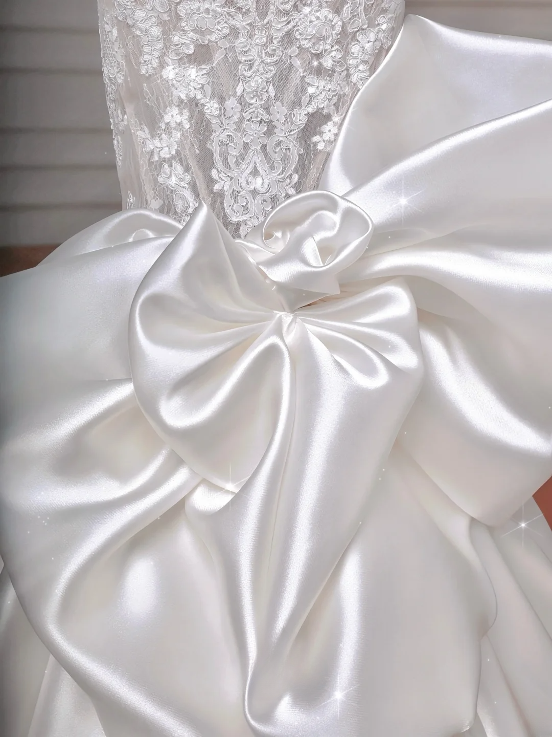 Robe de mariée sirène intemporelle sans bretelles, blanche, en dentelle, style corset, coupe ajustée AQ056