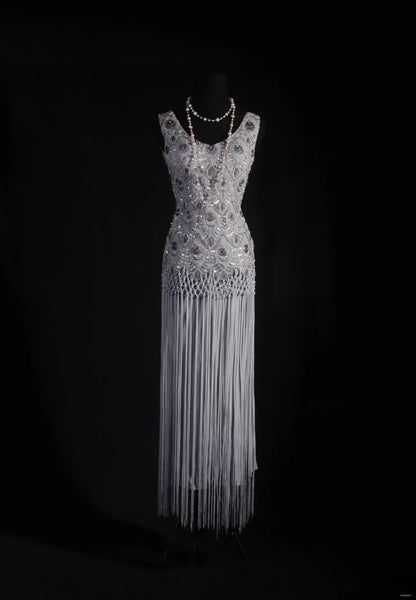 Vintage Etuikleid mit V-Ausschnitt, Spitze, silbergrau, Quasten und Perlen, langes Partykleid im eleganten Retro-Stil der 1950er Jahre, ideal für Geburtstage, Abendessen und Abschlussbälle (AS058)