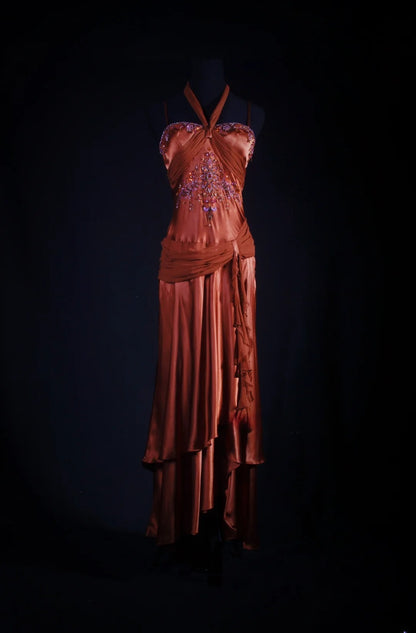 Robe de soirée vintage fourreau dos nu en satin et dentelle avec perles, style rétro années 50, idéale pour un anniversaire, un dîner ou un bal de promo (AS059)
