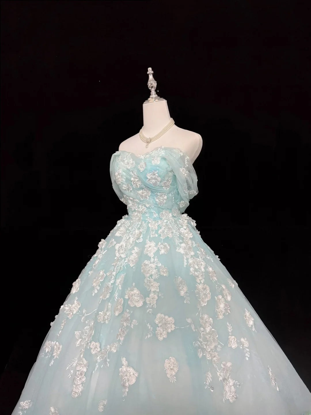 Classy Ball Gown Off The Shoulder Blue Tulle With Appliqued Quince Dress Voluminous Sweet 16 Quinceanera Dresses Vestido de RB7434
