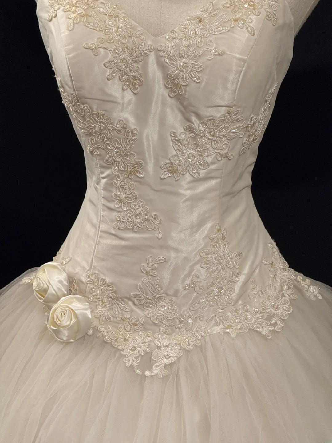 Princess Style Ball Gown Halter Tulle White With Lace Brides Gown Bridal Dress Long Wedding Dresses RB5778