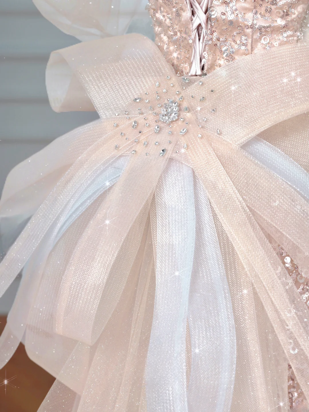 Glitzerndes Meerjungfrauen-Kleid mit Herzausschnitt, Pailletten, in zartem Rosa, mit Ärmeln, langes formelles Ballkleid, Abendkleid, Partykleid AQ066