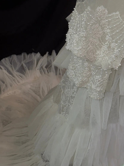 Modest A line High Neck White With Long Sleeves Tiered Layered Brides Gown Bridal Dress Long Wedding Dresses RB5779