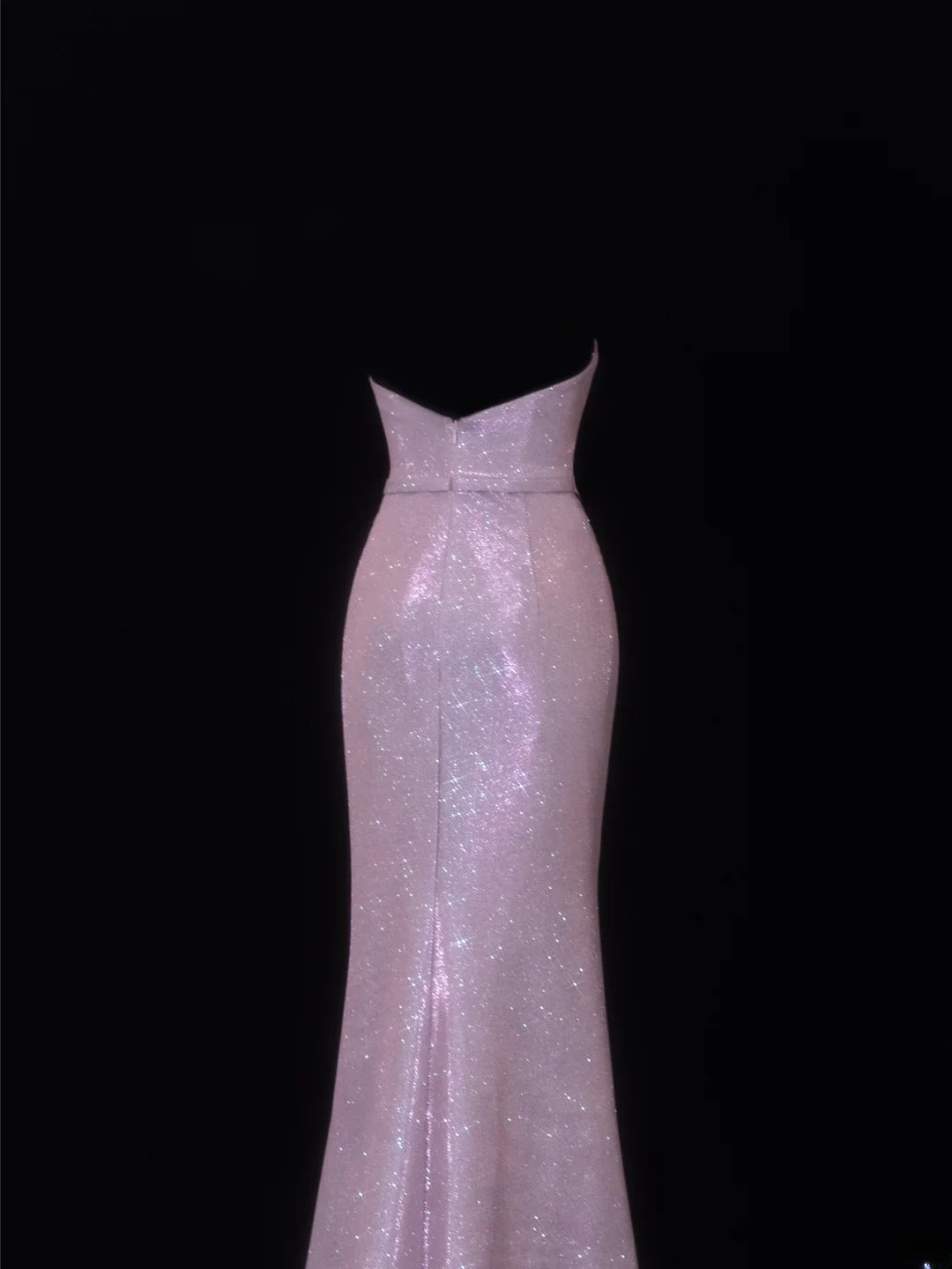 Elegantes, plissiertes Abendkleid im Meerjungfrauen-Stil mit Herzausschnitt in Flieder mit Pailletten – ein beeindruckendes, langes Partykleid (SA074).
