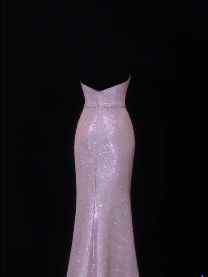 Elegantes, plissiertes Abendkleid im Meerjungfrauen-Stil mit Herzausschnitt in Flieder mit Pailletten – ein beeindruckendes, langes Partykleid (SA074).