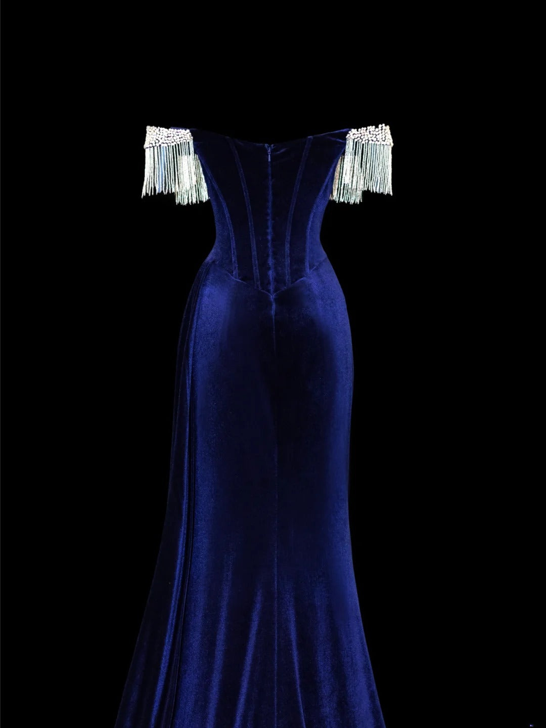 Elegantes, formelles Meerjungfrauen-Kleid aus schulterfreiem, königsblauem Samt mit Perlenbesatz – ein beeindruckendes langes Ballkleid oder Abendkleid SA077
