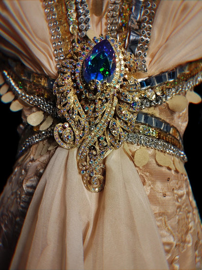 Vintage Meerjungfrauen-Abendkleid aus rosafarbenem Chiffon mit V-Ausschnitt, Perlenstickerei und Spitze, ärmellos, für Abschlussball oder andere festliche Anlässe AS079