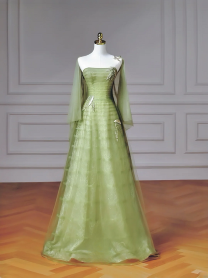 Märchenhaftes, trägerloses Ballkleid aus grünem Tüll mit Cape, langes, formelles, aufwendig besticktes Abendkleid mit Perlenbesatz, ideal für festliche Anlässe wie Abschlussball, Dinnerpartys und andere festliche Anlässe (AQ081)
