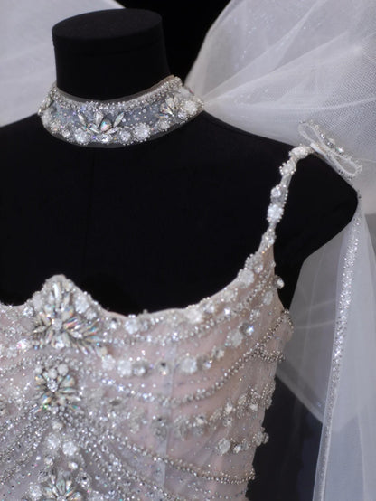 Zeitloses Brautkleid im romantischen Meerjungfrauen-Stil mit Spaghettiträgern, aus Tüll mit silbernen Perlen, weiß, auch in kleinen und großen Größen erhältlich (SA082)