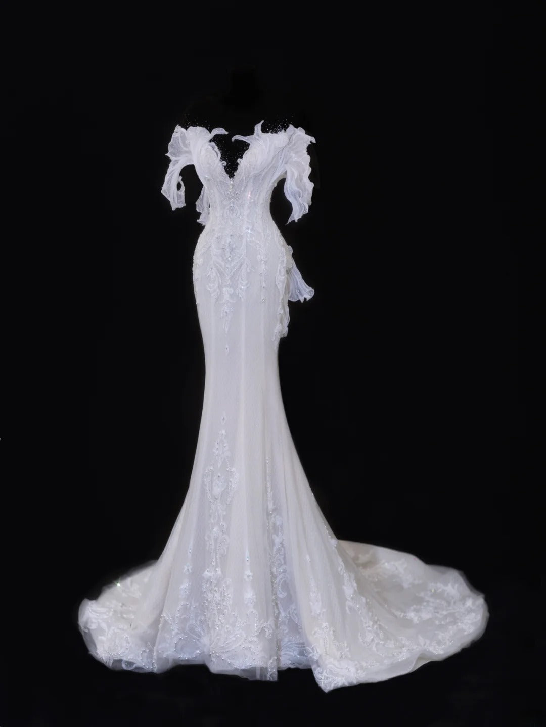 Elegantes, langes, weißes Meerjungfrauen-Brautkleid mit herzförmigem Ausschnitt, plissierten Applikationen, Modell SA088
