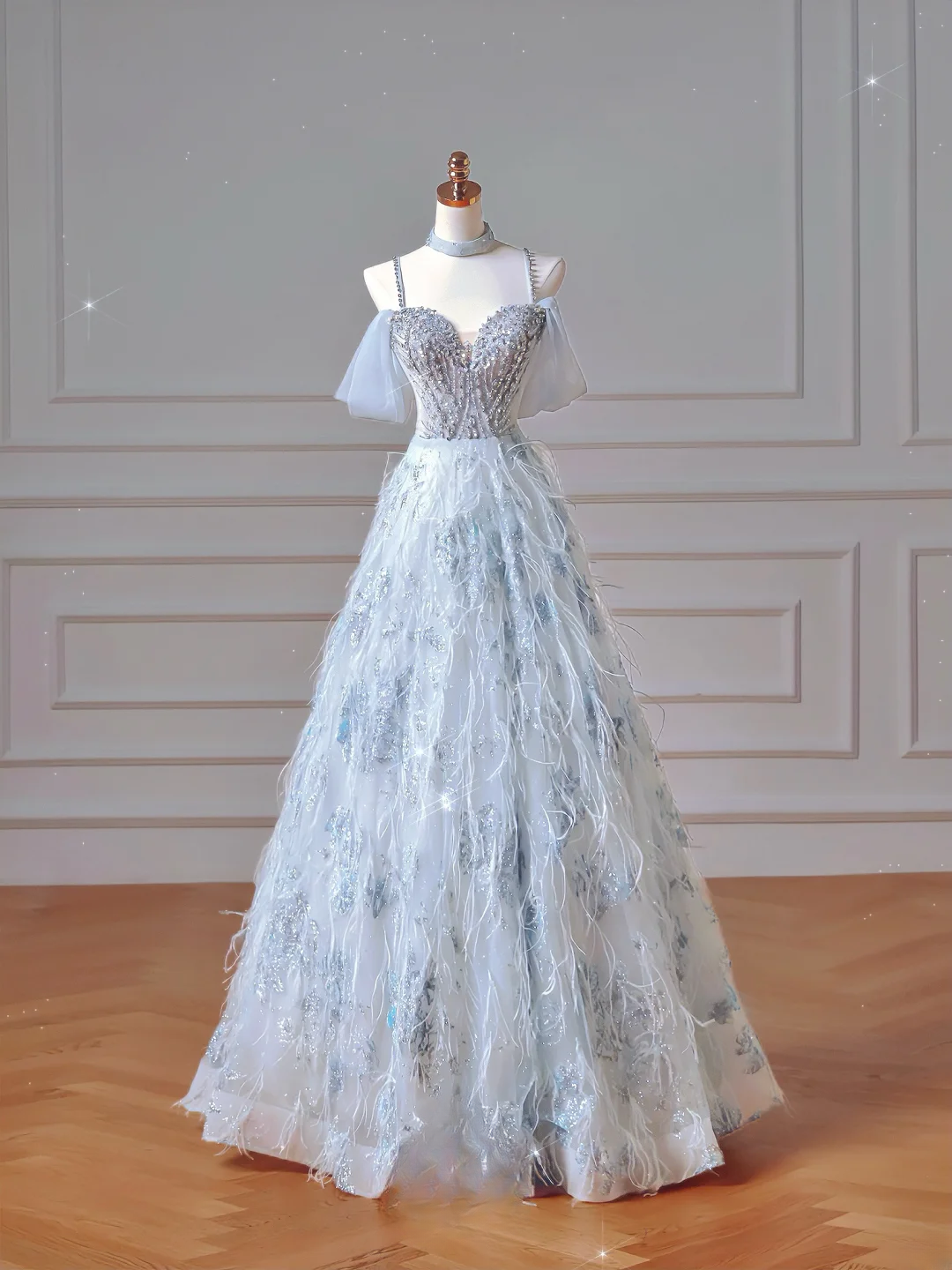 Elegantes Ballkleid, schulterfrei, hellblauer Tüll, langes formelles Abendkleid für Abschlussball, Dinnerparty oder andere festliche Anlässe AQ092