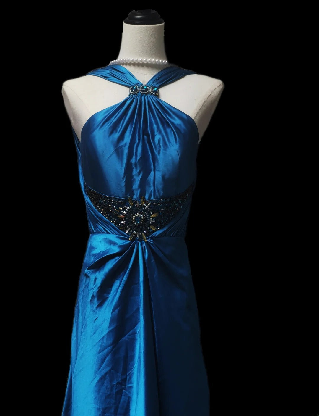 Retro 60er Jahre A-Linie Neckholder Königsblau Satin Ärmelloses Langes Abendkleid Inspiration Abschlussballkleid AS094