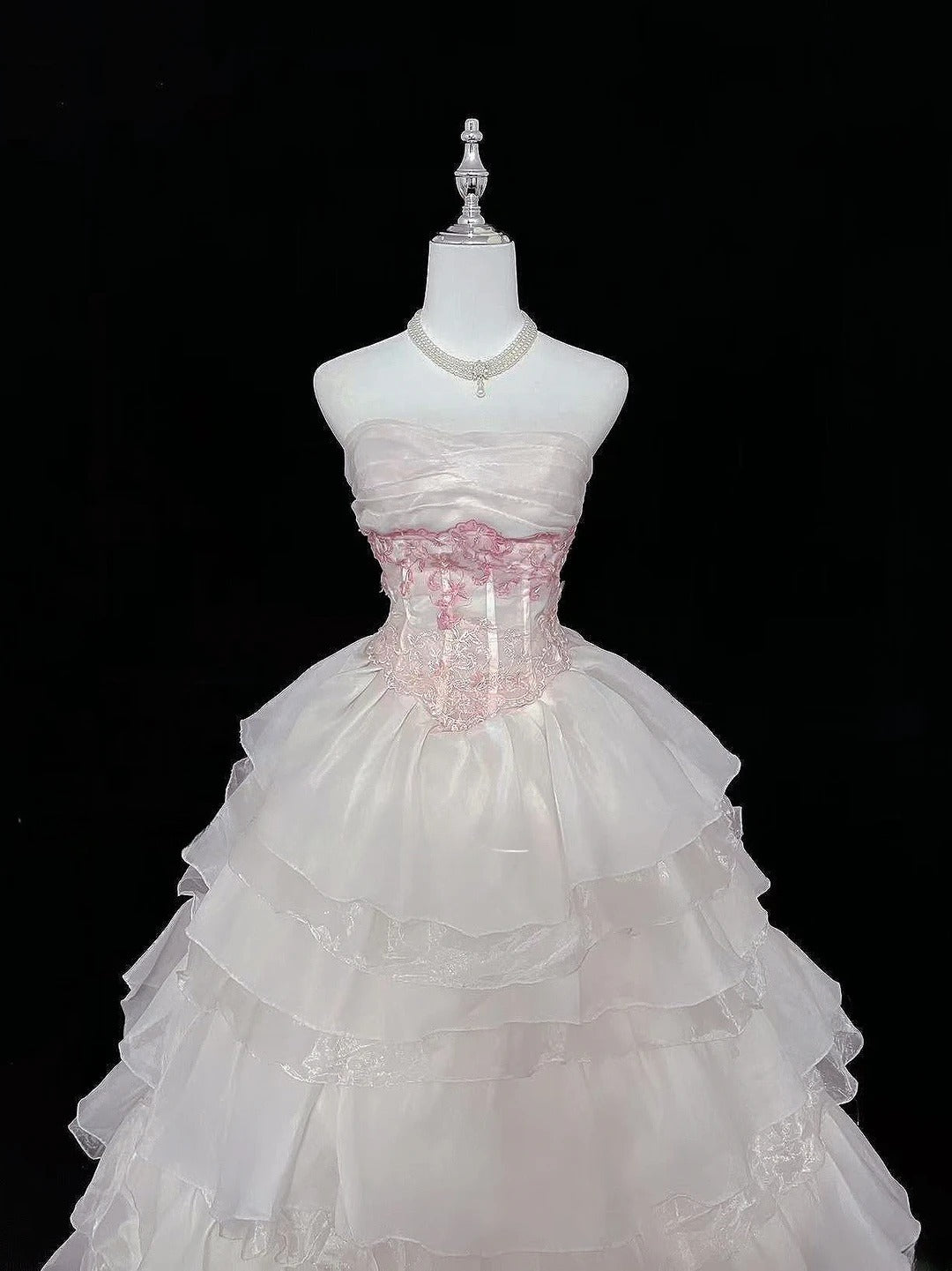 Cute Ball Gown Strapless Pink Organza With Appliqued Quince Dress Voluminous Sweet 16 Sweet Sixteen Outfits Vestido de 15 RB7465