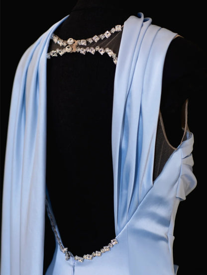 Robe de bal longue élégante en satin bleu ciel clair à fines bretelles et fourreau, style formel SA095