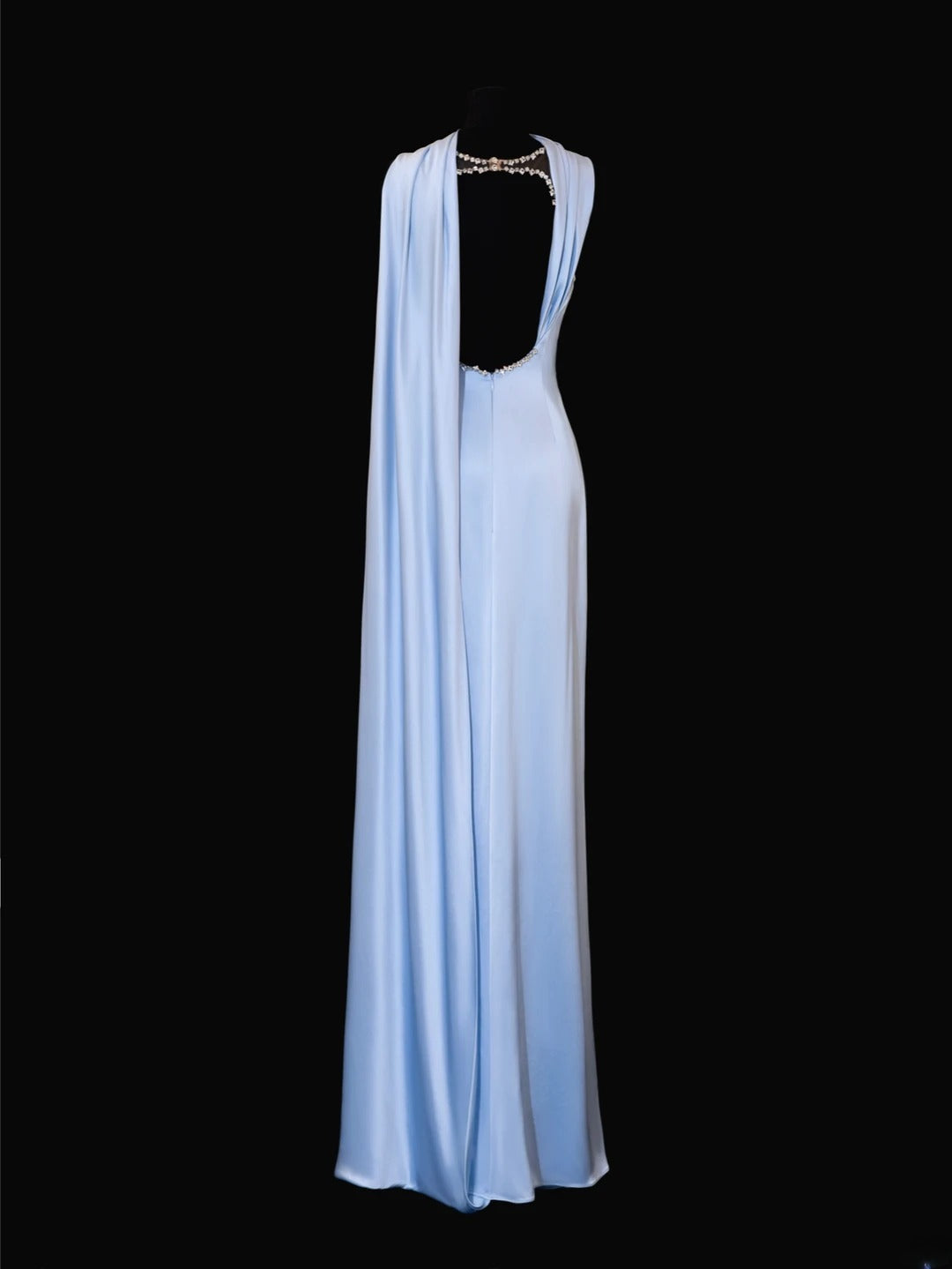 Robe de bal longue élégante en satin bleu ciel clair à fines bretelles et fourreau, style formel SA095