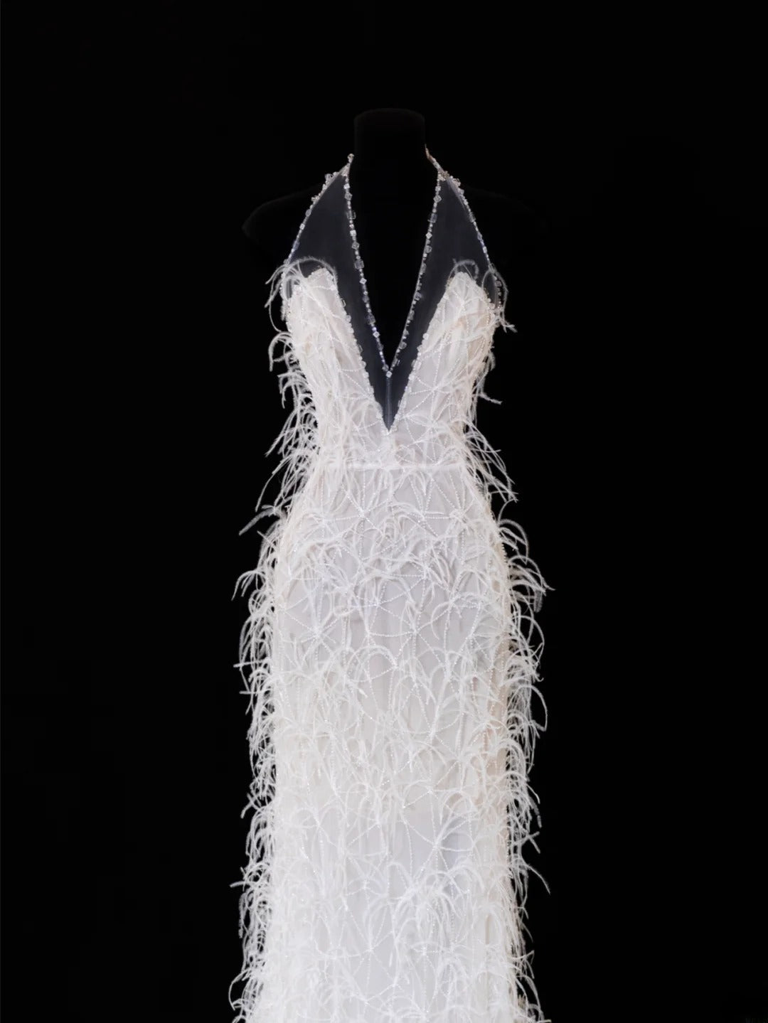 Robe de mariée intemporelle, robe sirène romantique à col en V ornée de plumes, blanche, tailles petites et grandes, pour femmes SA097