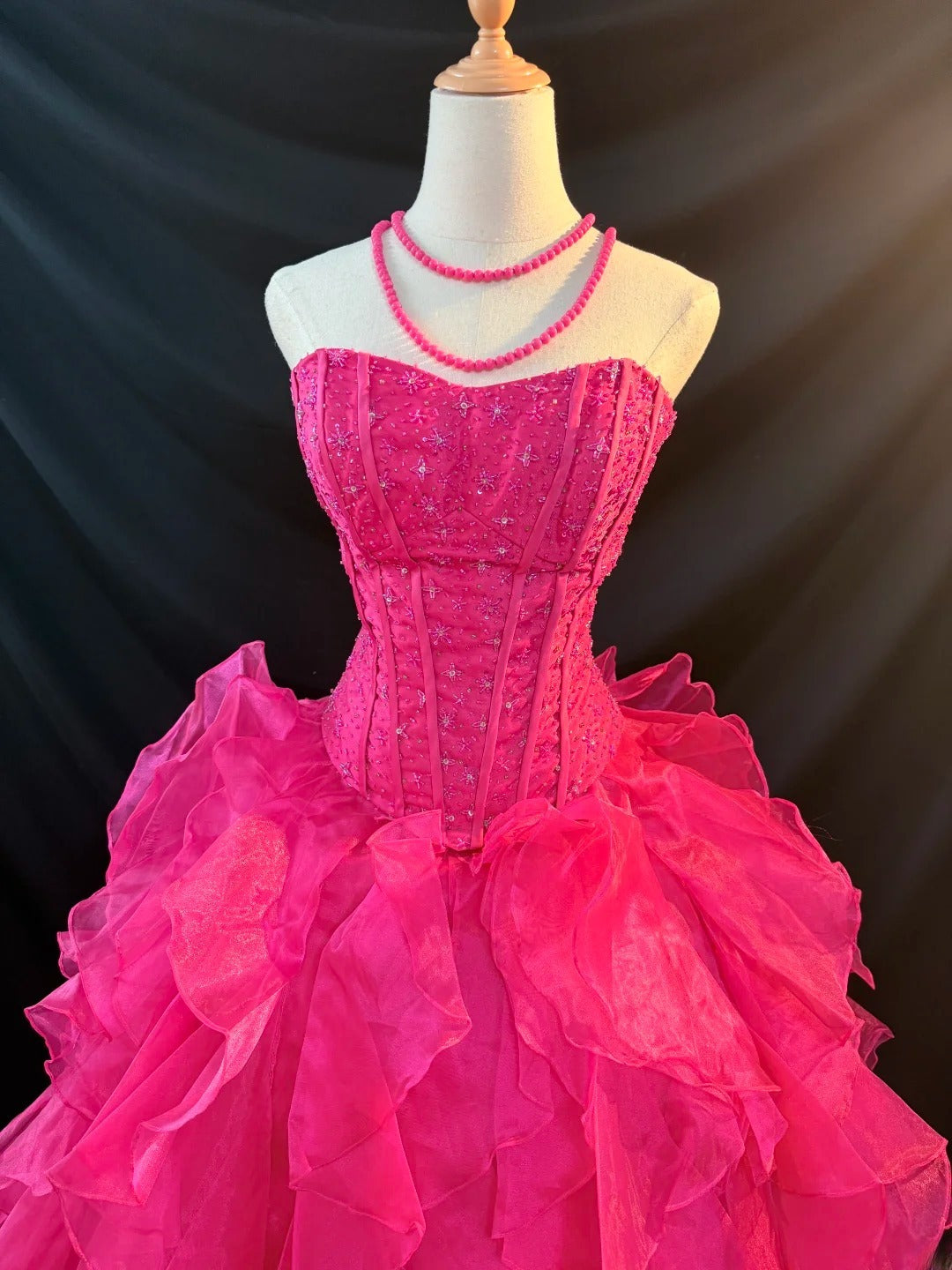 Modest Ball Gown Strapless Hot Pink Sleeveless With Beading Tiered Layers Long Quinceanera Dress vestido de 15 de cenicienta RB3490