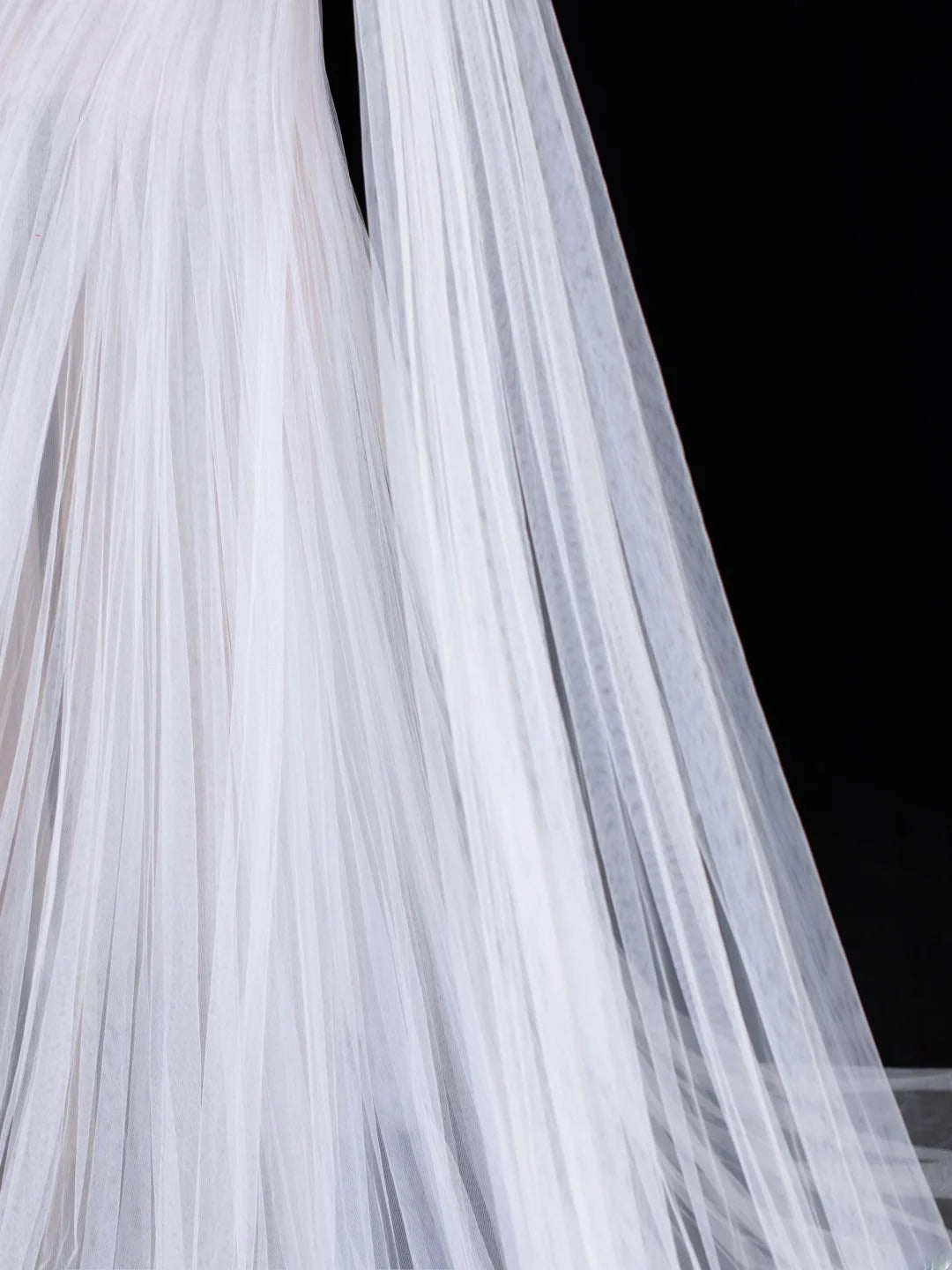 Elegant Women's Mermaid Strapless With One Shoulder Sleeves White Tulle Long Wedding Gowns Dresses SA104