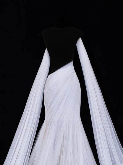 Elegant Women's Mermaid Strapless With One Shoulder Sleeves White Tulle Long Wedding Gowns Dresses SA104