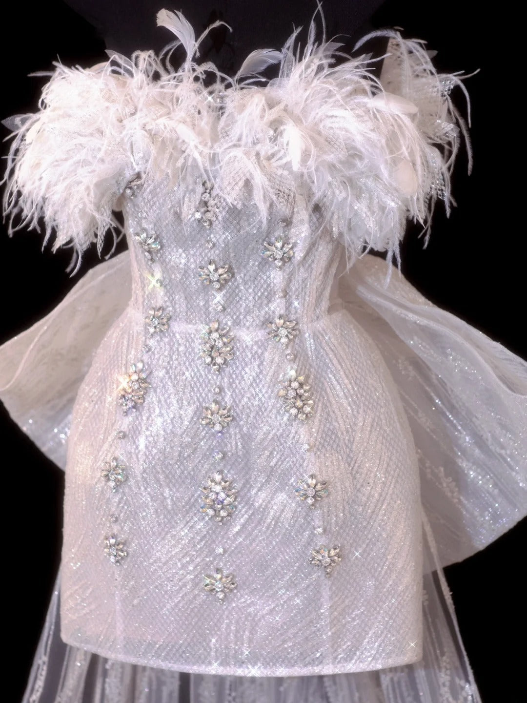Elegantes, trägerloses Brautkleid in A-Linie mit Pailletten und Perlenstickerei, weiß, kurz, auch in großen Größen/Petite/Plus Size, Modell SA108