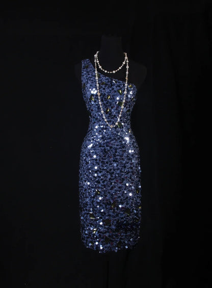 Robe fourreau chic à une épaule, sequins bleu marine, longueur genou, idéale pour un 16e anniversaire, un bal de promo ou une soirée cocktail (AS109)