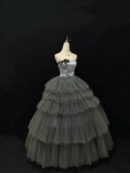 Princess Ball Gown Strapless Grey With Bow Quince Dress Voluminous Sweet 16 Sweet Sixteen Outfits Vestido de 15 RB7492
