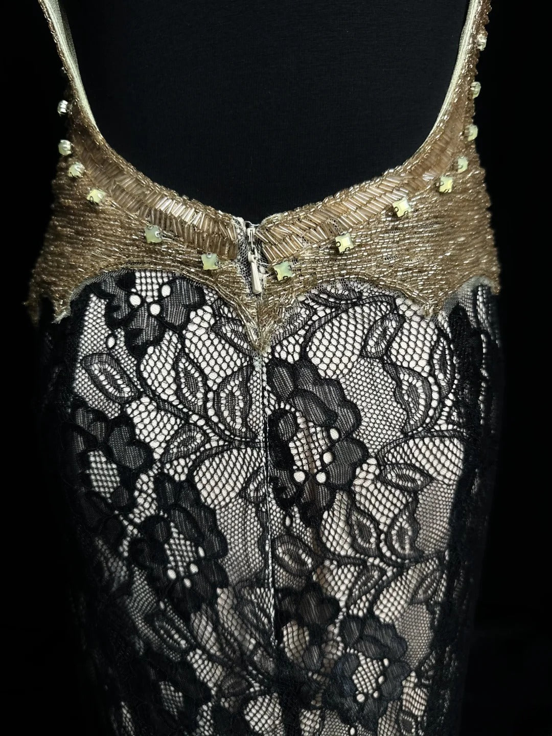 Modest Prom Dresses Mermaid Scoop Gold Black Lace Backless Long Party Dress Formal Outfits RB5942