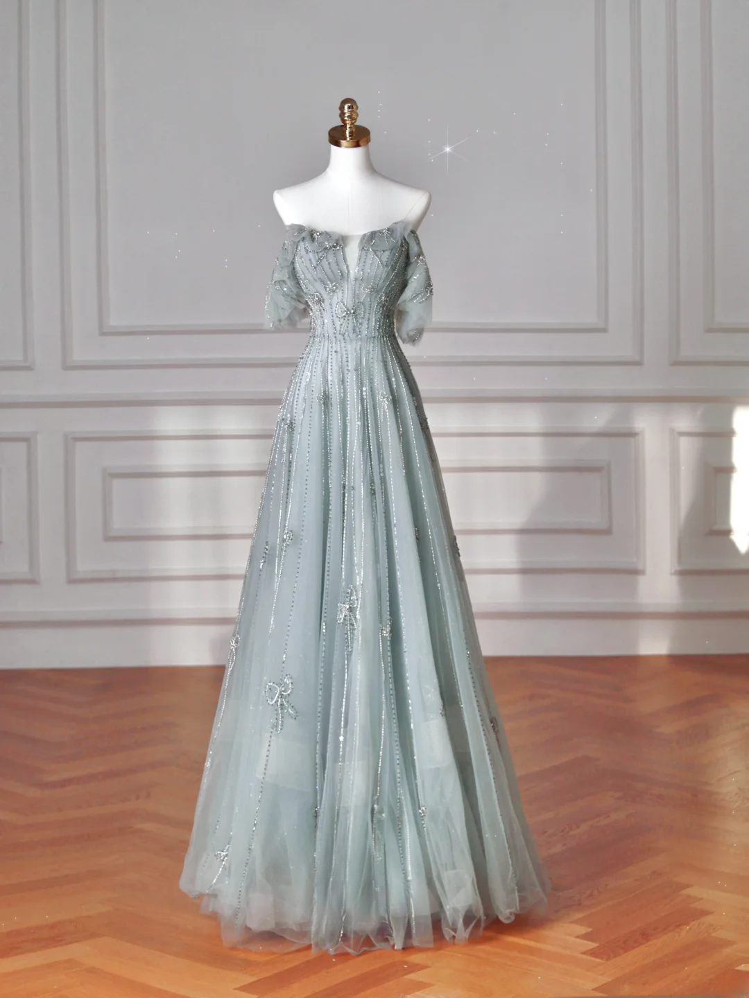 Elegantes, langes, formelles A-Linien-Abendkleid aus grünem Tüll mit eckigem Ausschnitt, ideal für Ball, Dinner und Party (AQ137)