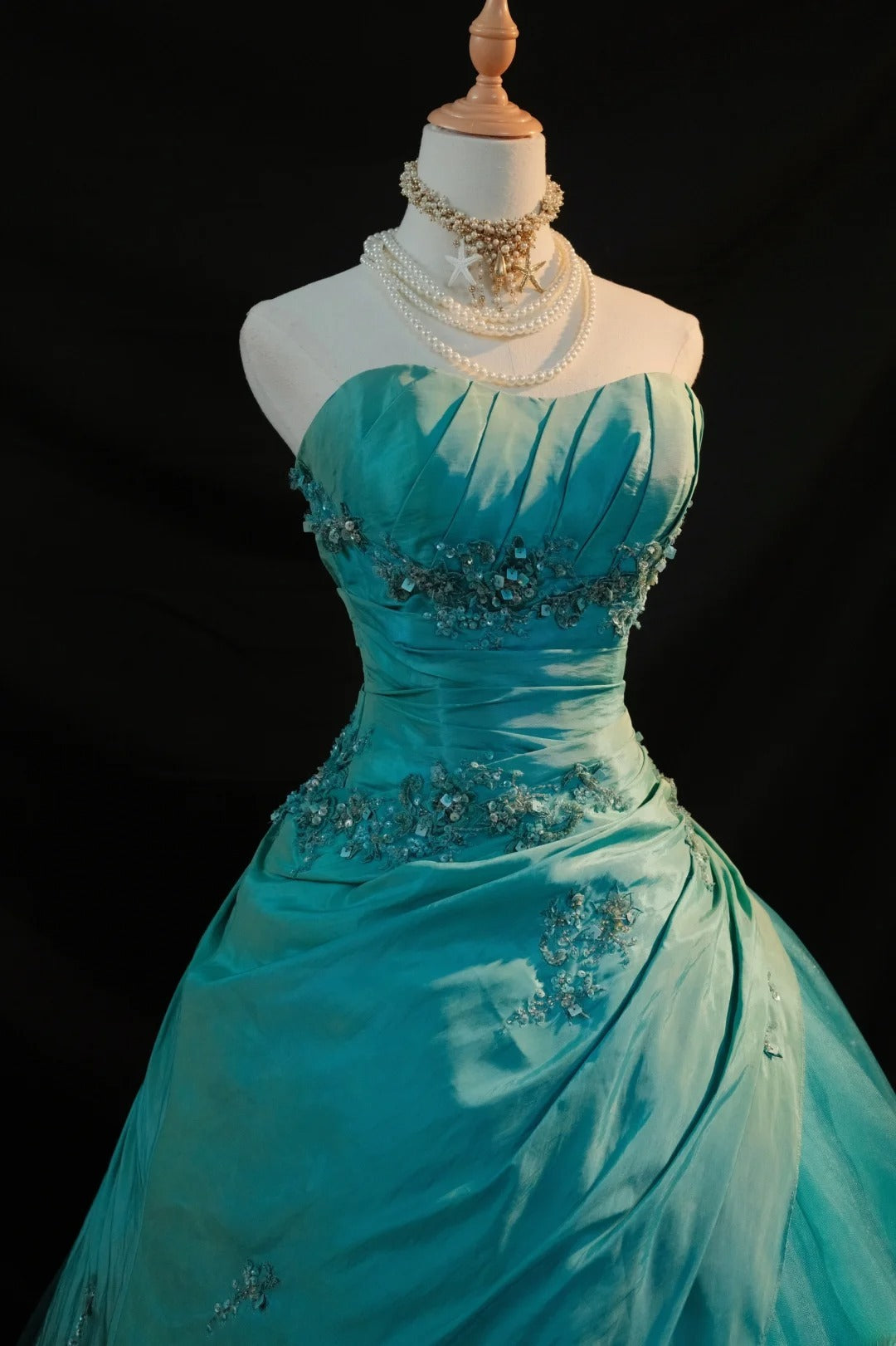 Cute Ball Gown Strapless Blue Taffeta With Appliqued Long Sleeveless Sweet 16 Dresses Seventeen Quince Dress RB3584