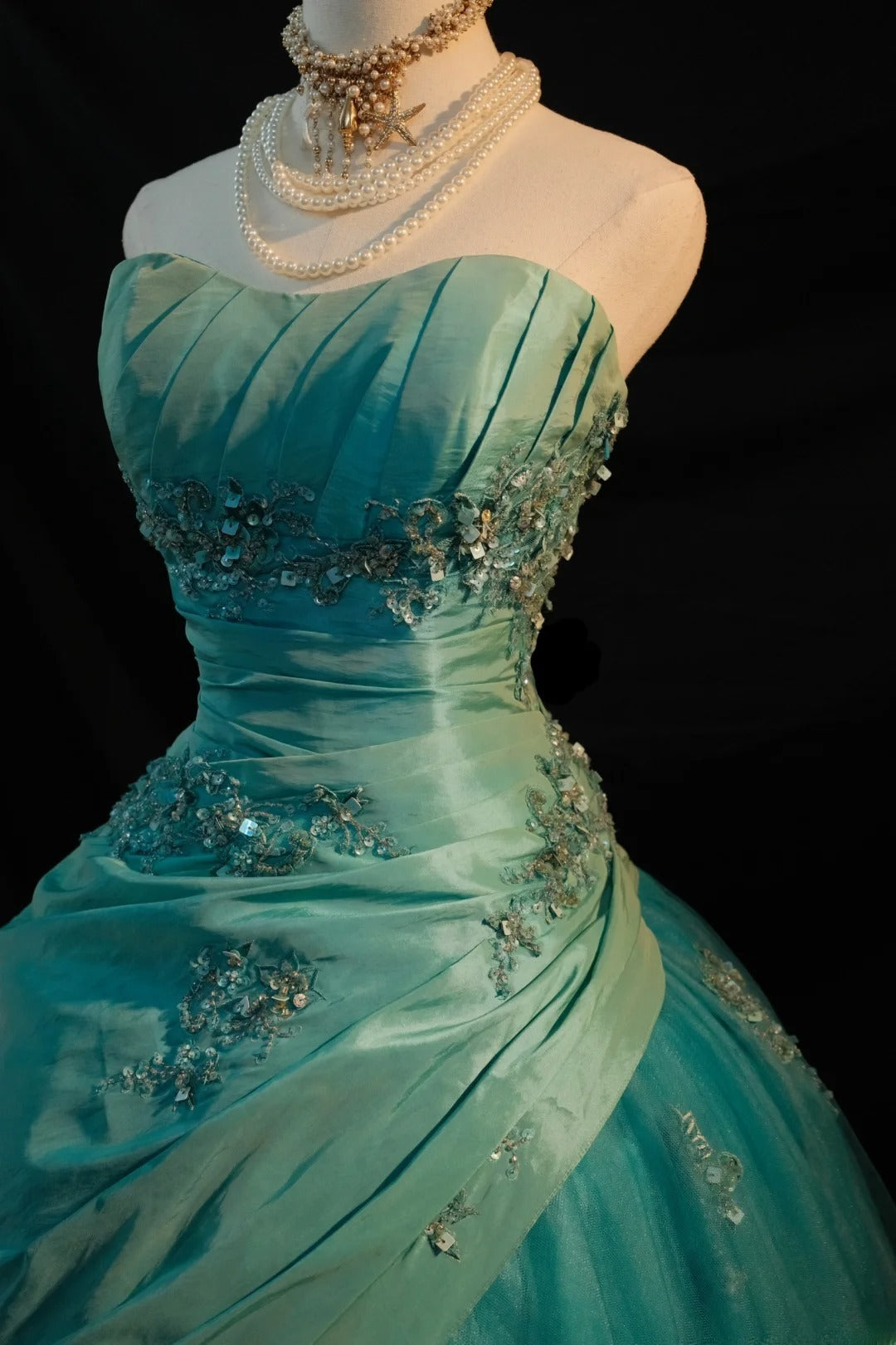 Cute Ball Gown Strapless Blue Taffeta With Appliqued Long Sleeveless Sweet 16 Dresses Seventeen Quince Dress RB3584