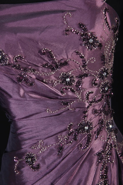 Retro-Ballkleider für Damen, trägerloses Cocktailkleid mit Perlen und Cape im 90er-Jahre-Stil, lila, langes Abendkleid, Abschlussballkleid AS143