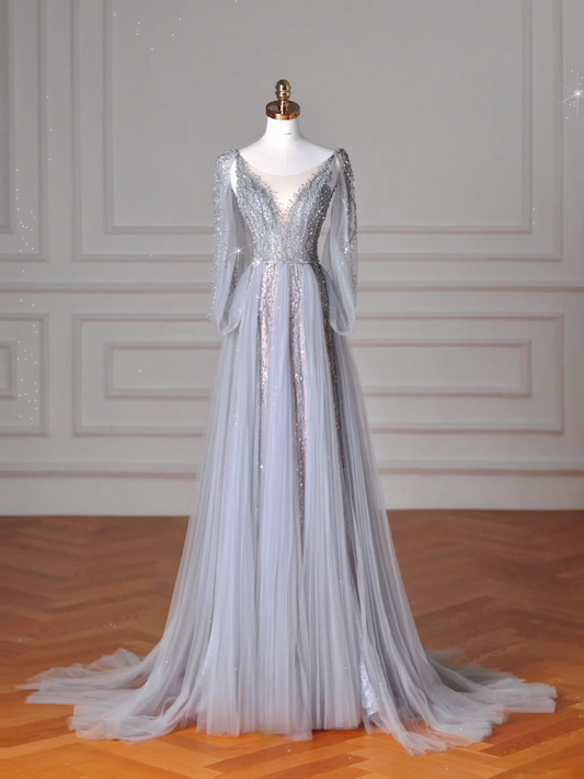 Robe de bal longue élégante en tulle gris argenté, coupe trapèze, col en V, style formel, idéale pour les soirées dansantes (AB2207)