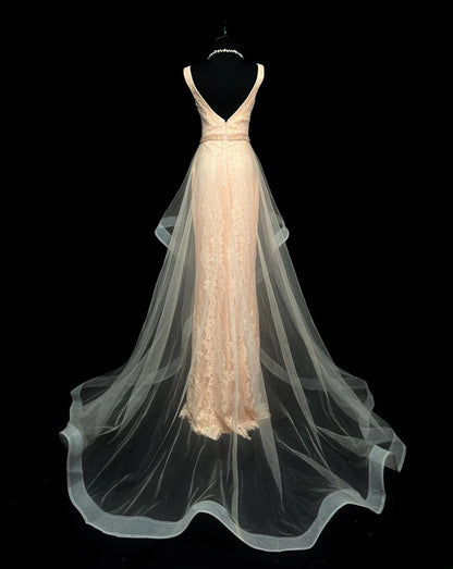 Modest Prom Dresses Mermaid V Neck Champagne Lace With Ruffled Long Formal Outfits RB5961