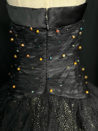 Pretty Ball Gown Sweetheart Black Tulle With Gold Beads Long 15 Quinceanera Dresses Photo Ideas Formal Outfit RB5965