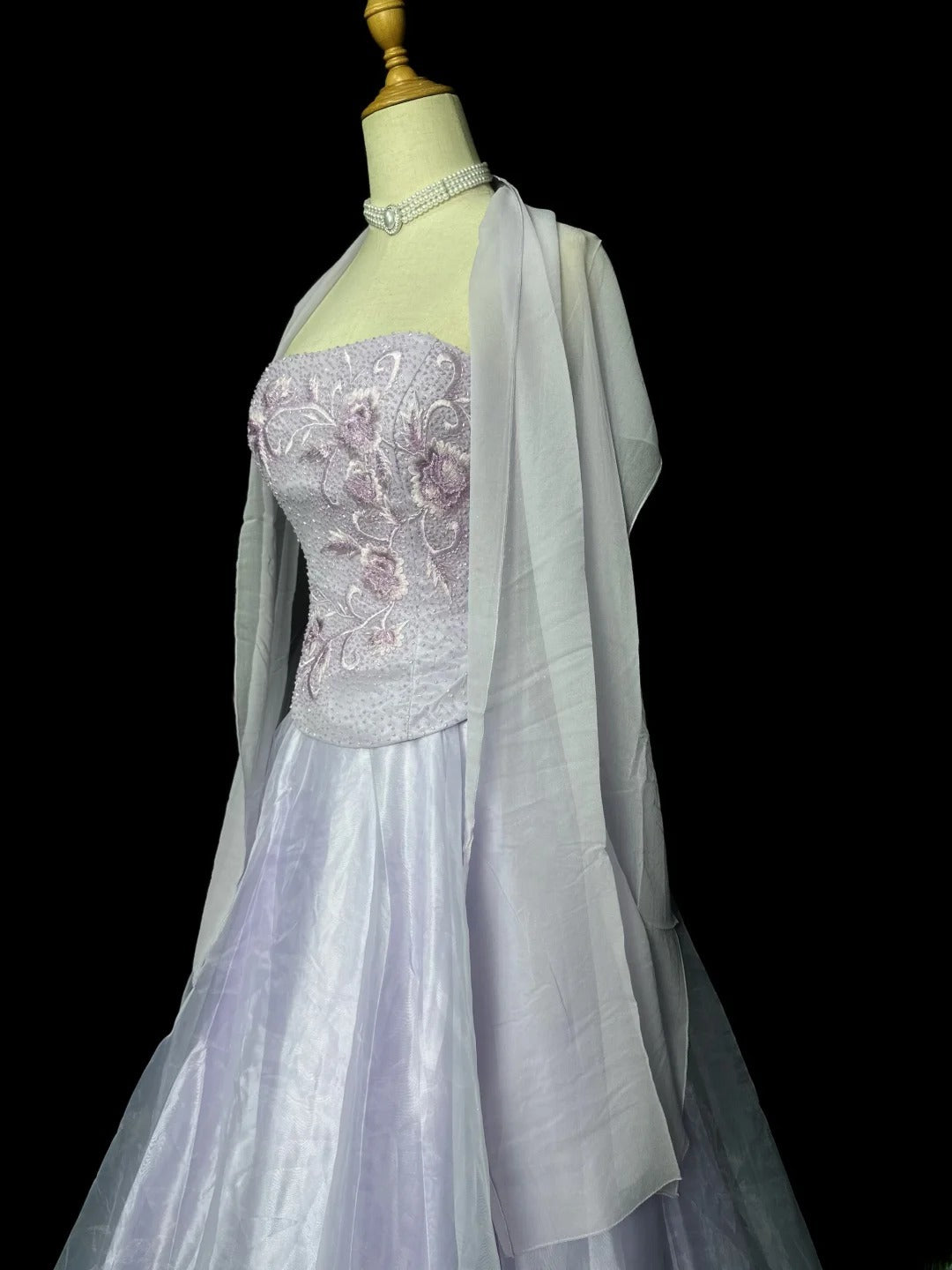 Classy Prom Dresses Ball Gown Strapless Lilac Tulle With Embroidery Scarf Long Party Gown Formal Outfits RB5968