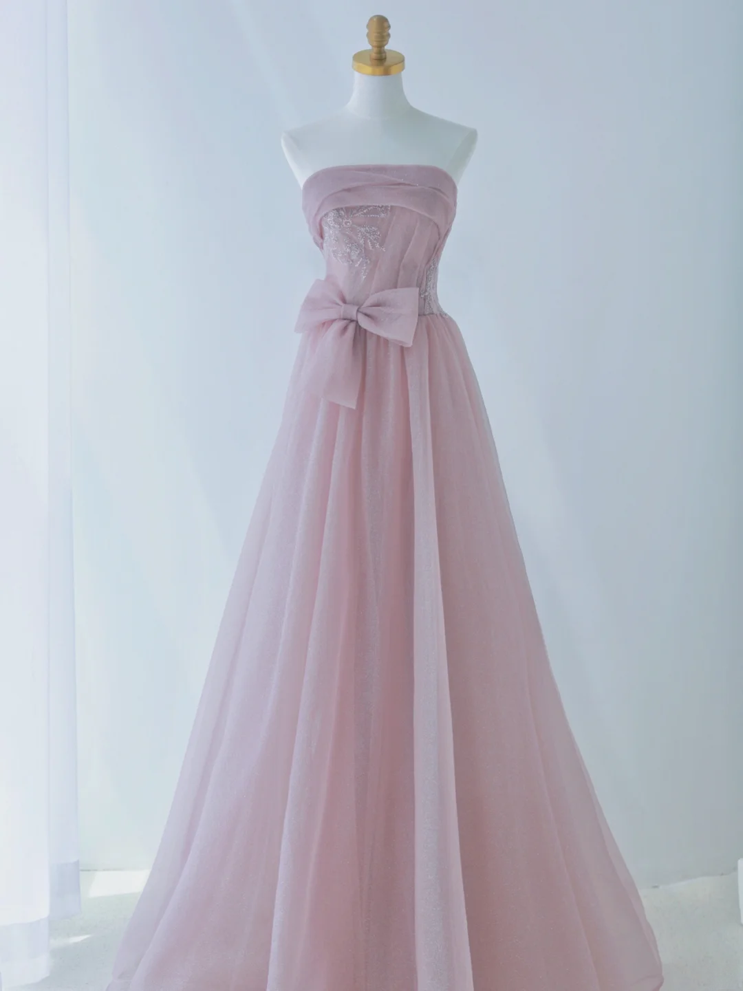 Einfaches, trägerloses, langes, formelles A-Linien-Kleid aus rosa Tüll für Abschlussball, Tanzabend oder Geburtstag (AS162)