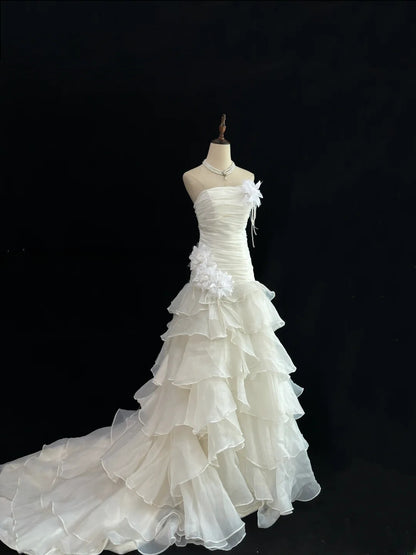 Vintage Mermaid Strapless White With Tiered Layers Chiffon Brides Gown Bridal Dress Wedding Dresses Style RB7572