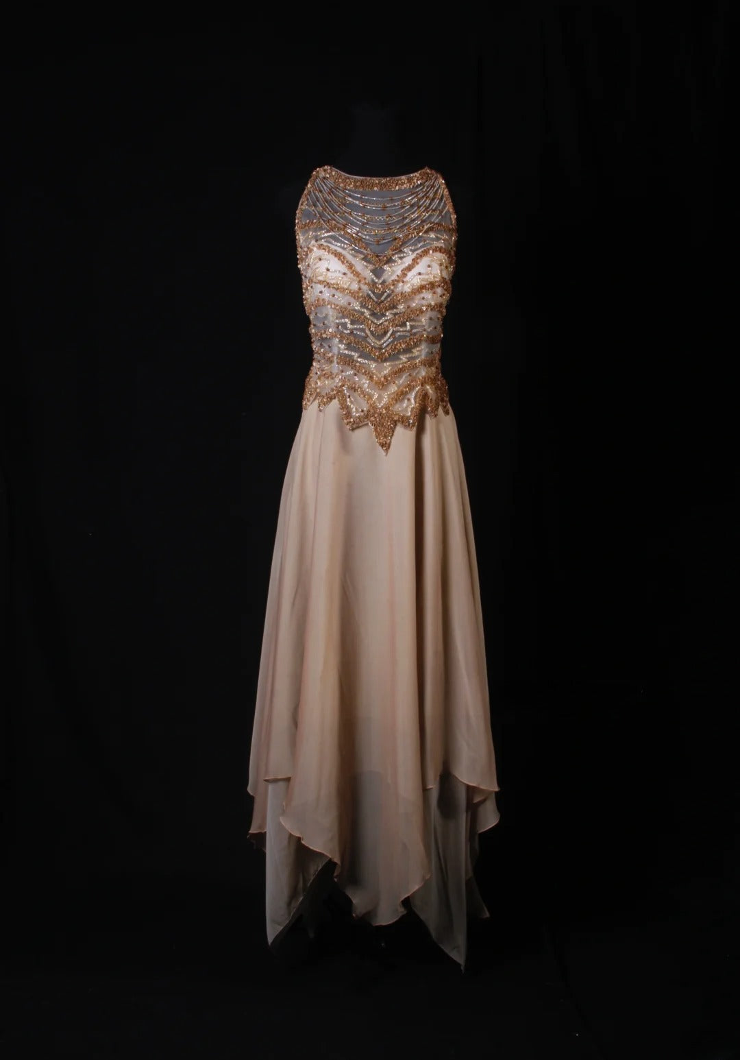 Funkelnde Ballkleider im ästhetischen A-Linien-Stil mit Rundhalsausschnitt aus champagnerfarbenem Chiffon mit Perlen – Inspiration für festliche, halbformelle Anlässe für Teenager und Jugendliche der Oberstufe (AS174)