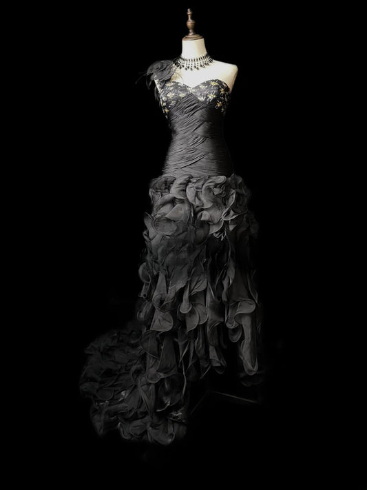 Vintage Prom Dresses Mermaid One Shoulder Black Tie Dress With Tiered Layers Long Party Gown Formal Outfits RB5983