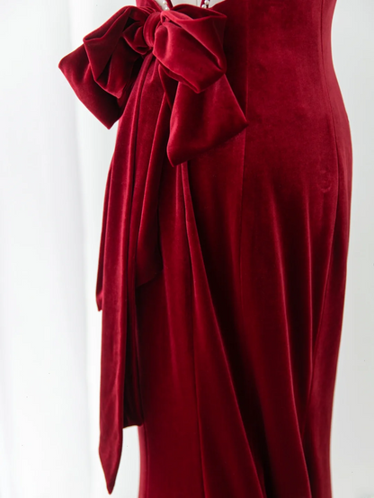 Sexy Meerjungfrauen-Abendkleid mit Spaghettiträgern aus dunkelburgunderfarbenem Samt – modisches und ästhetisches Design für Teenager, festliche Kleider, Party-Outfits, Ballkleid AB1151